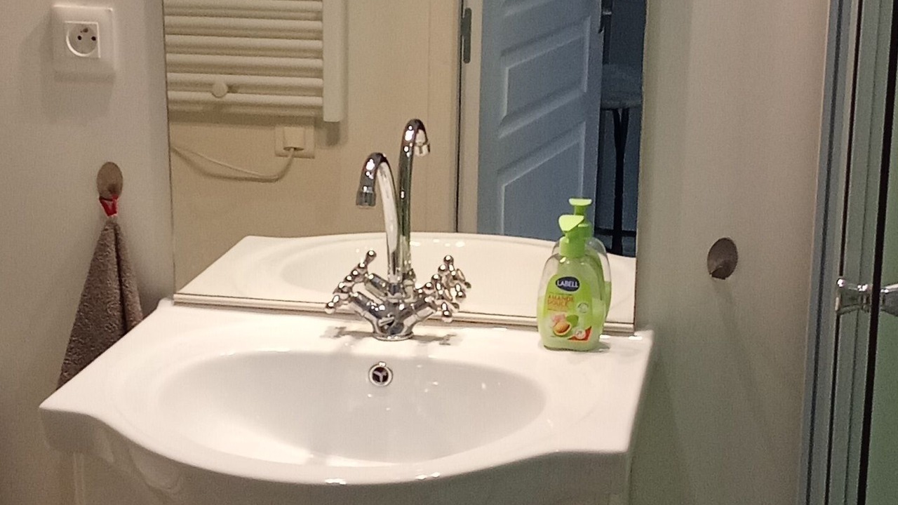 Photo of Bathroom in Acquigny