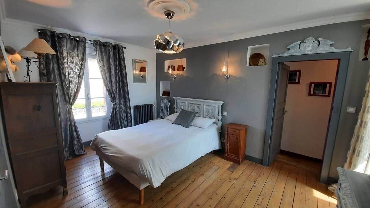 Photo of Bedroom in Saint-Pern