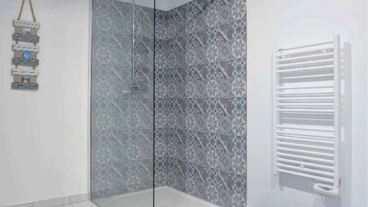 Photo of Bathroom in Laree