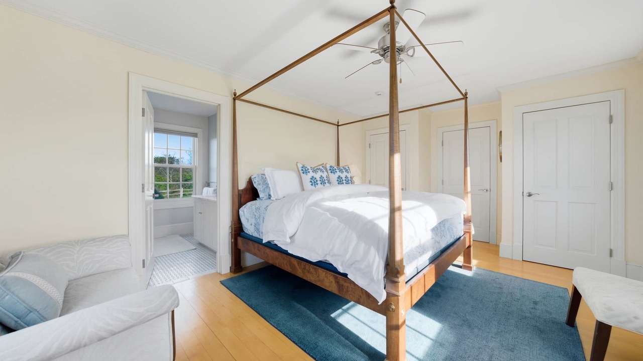 Photo of Others in Dionis