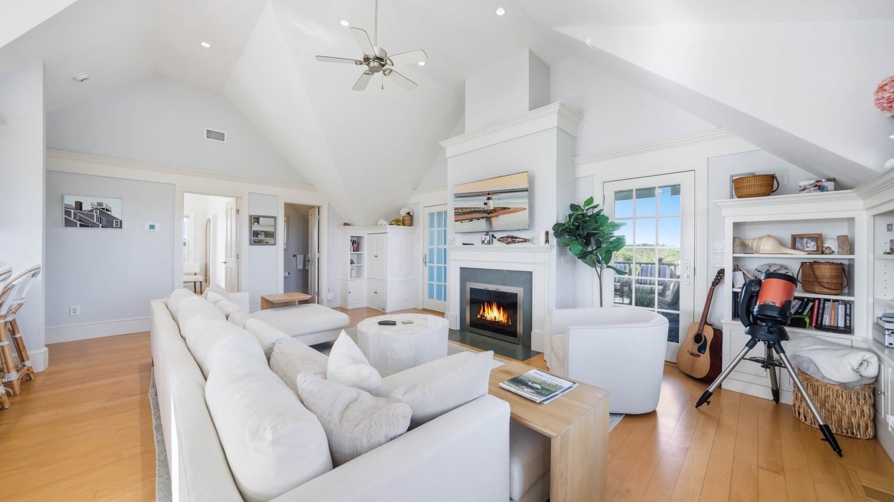 Photo of Others in Dionis