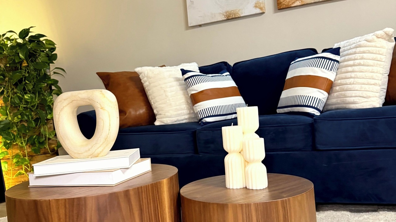 Photo of Livingroom in Aurora Highlands
