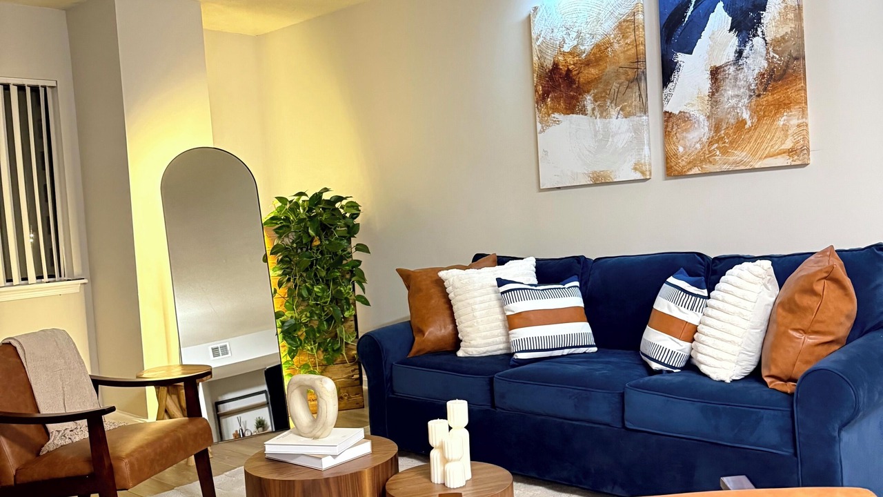 Photo of Livingroom in Aurora Highlands