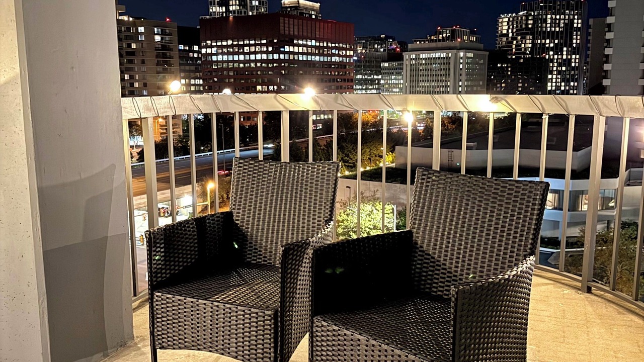 Photo of Patio Balcony in Aurora Highlands