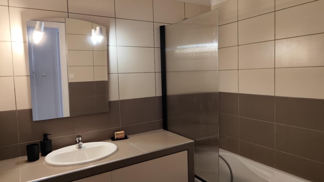 Photo of Bathroom in Saint-Nazaire-en-Royans