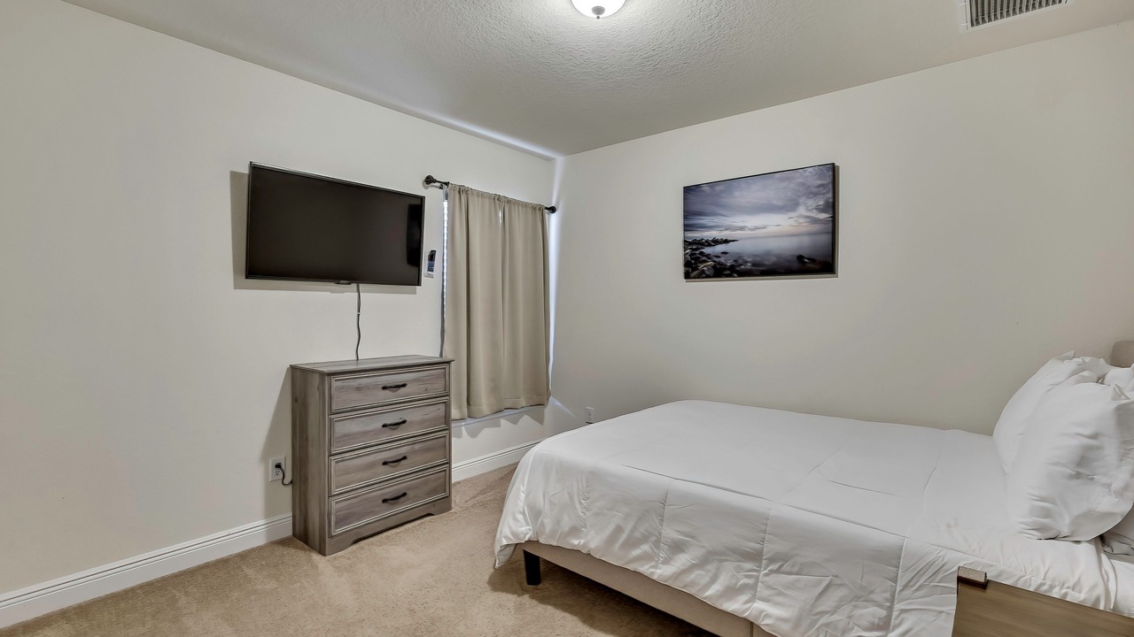 Photo of Bedroom in Brooksville