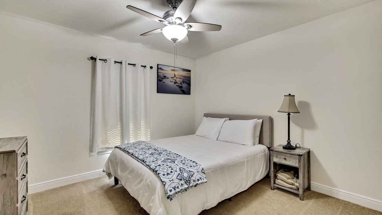 Photo of Bedroom in Brooksville
