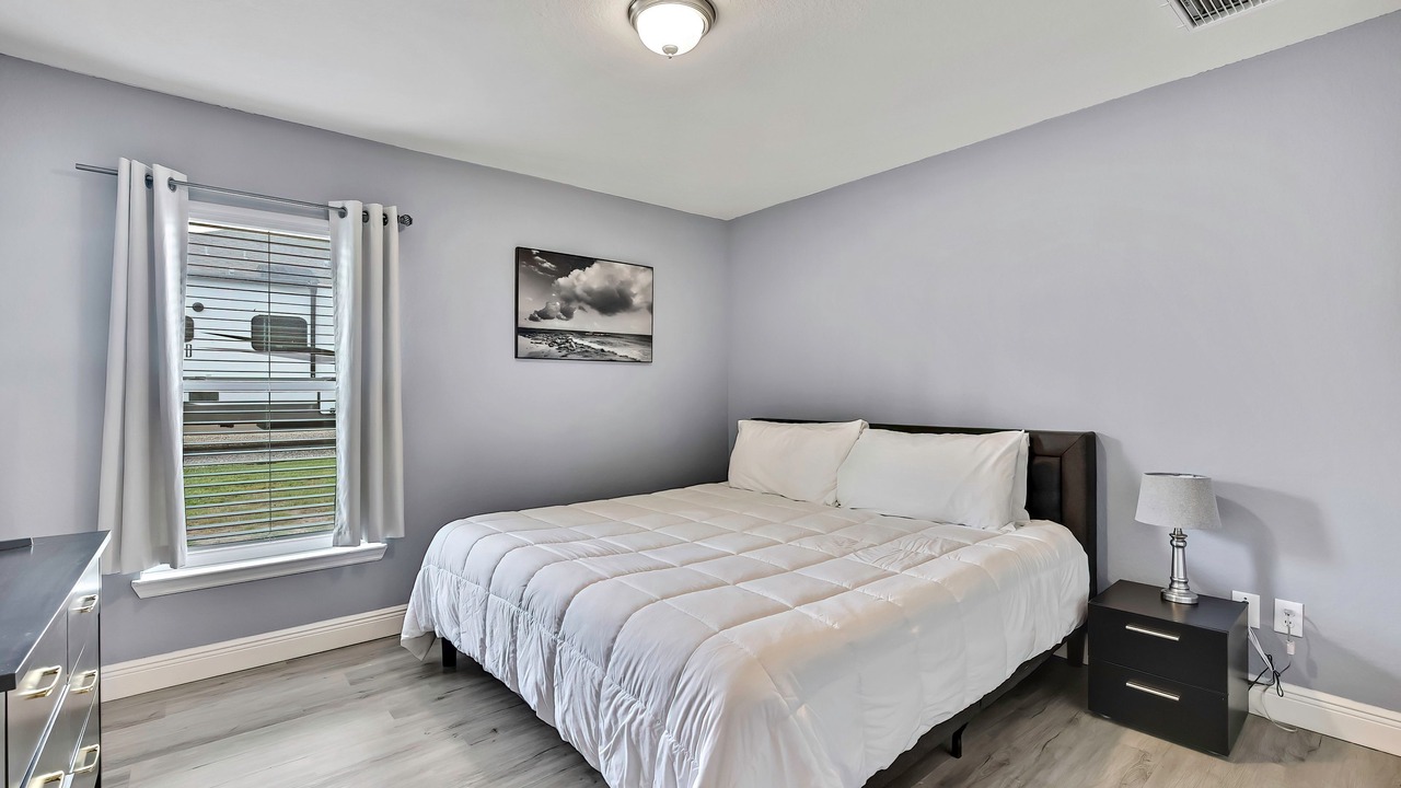 Photo of Bedroom in Brooksville