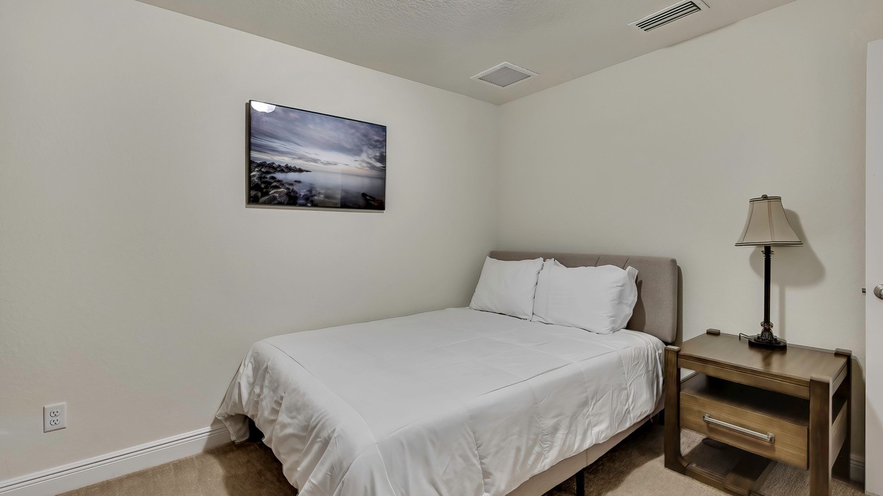 Photo of Bedroom in Brooksville