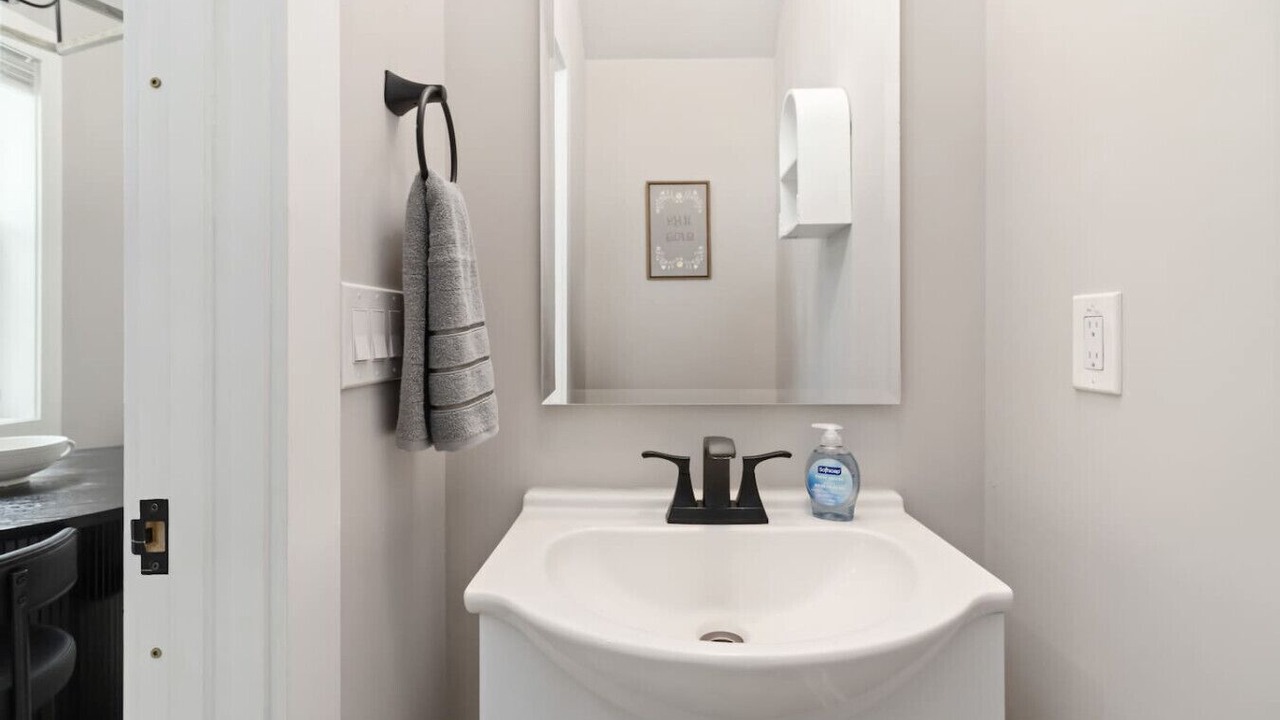 Photo of Bathroom in Midtown