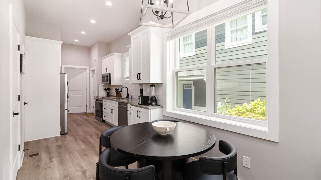 Photo of Kitchen in Midtown