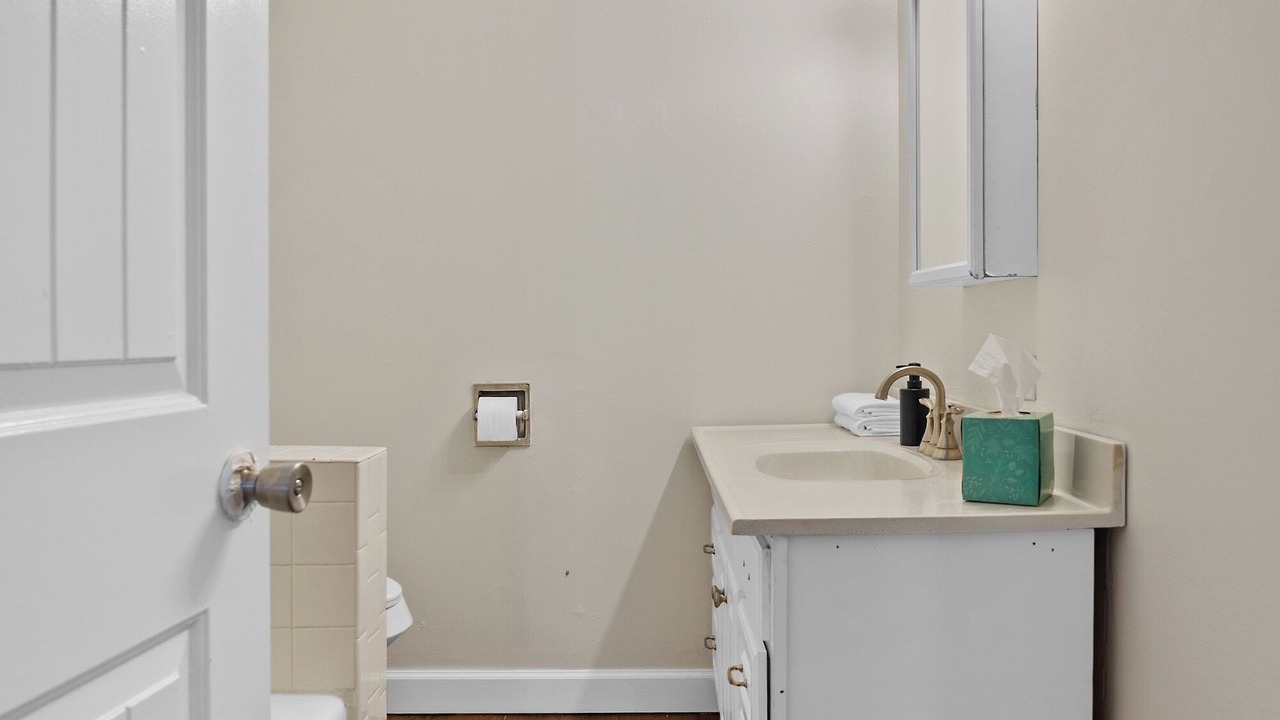 Photo of Bathroom in Maple Ridge