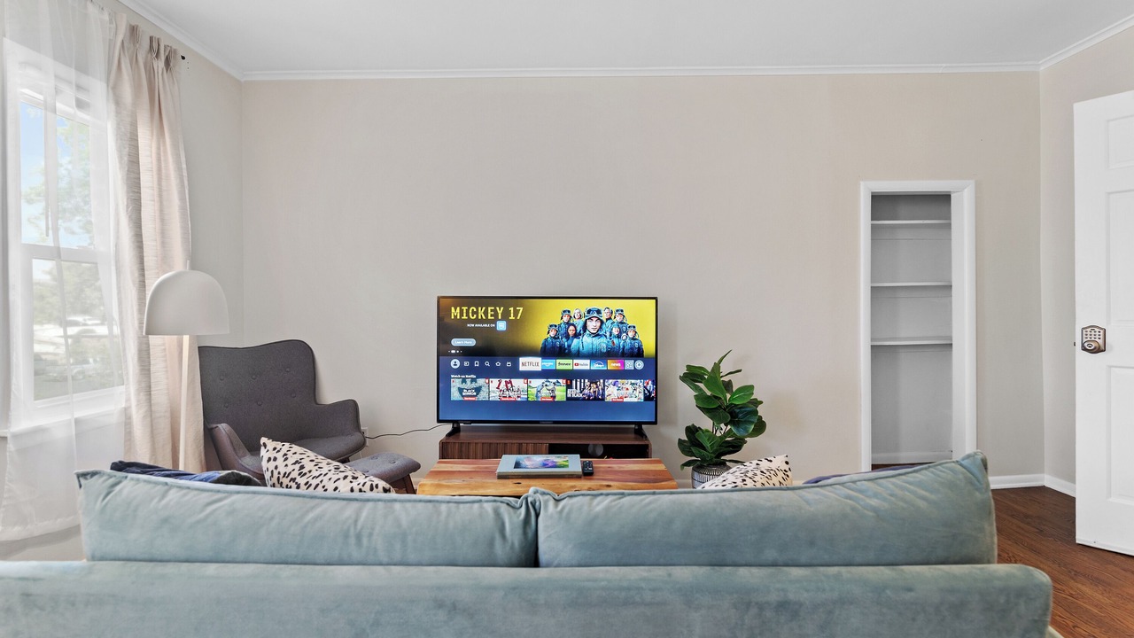 Photo of Livingroom in Maple Ridge