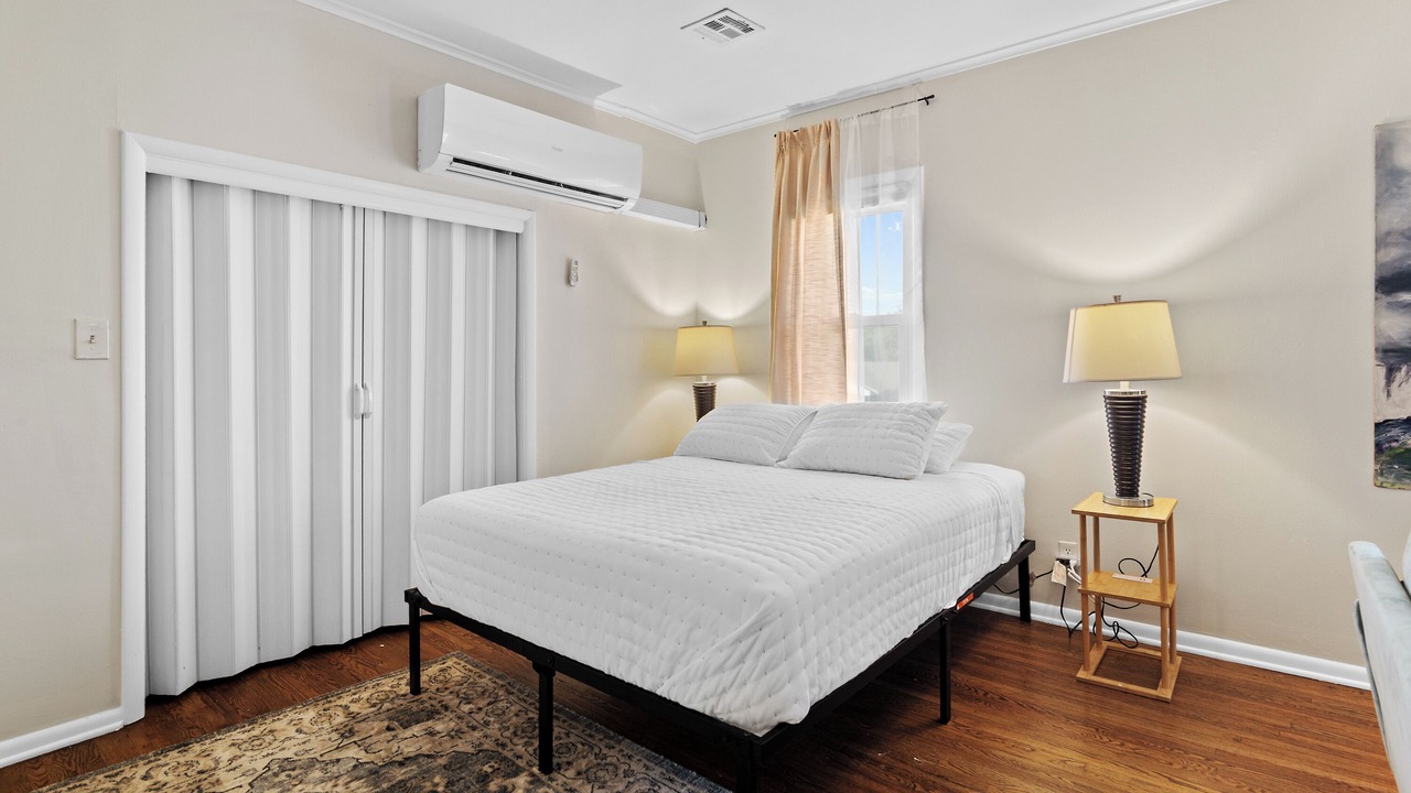 Photo of Bedroom in Maple Ridge