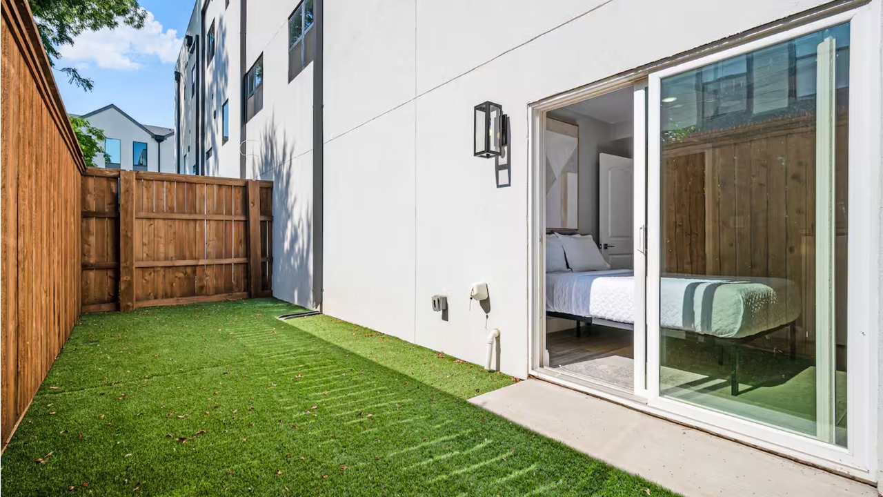 Photo of Outdoor in Old East Dallas