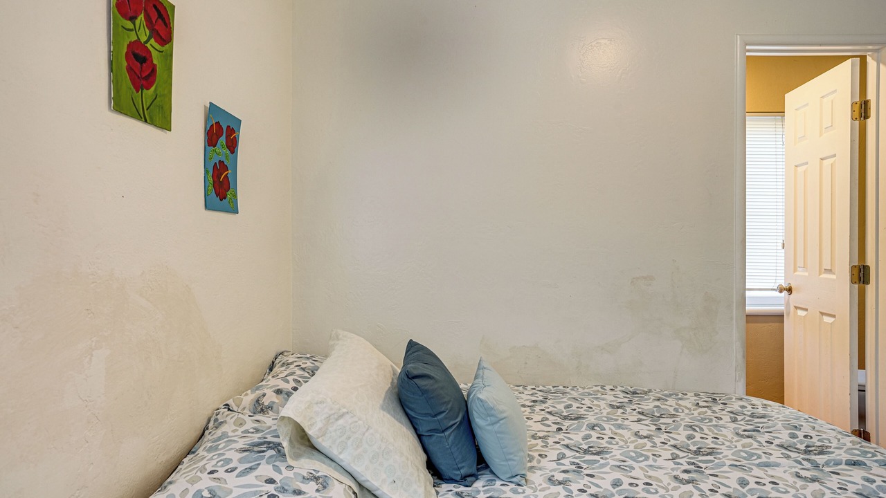 Photo of Bedroom in Castro Valley