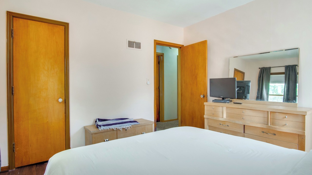 Photo of Bedroom in Rock Rapids