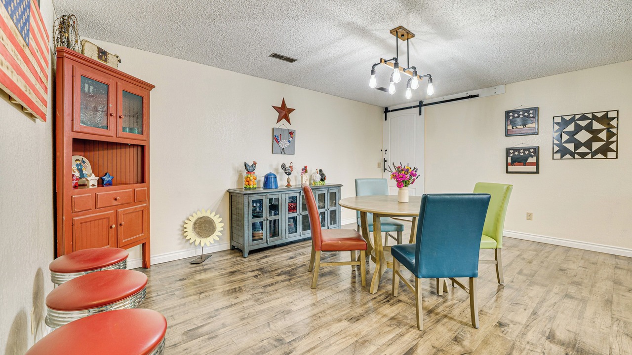 Photo of Others in Selah