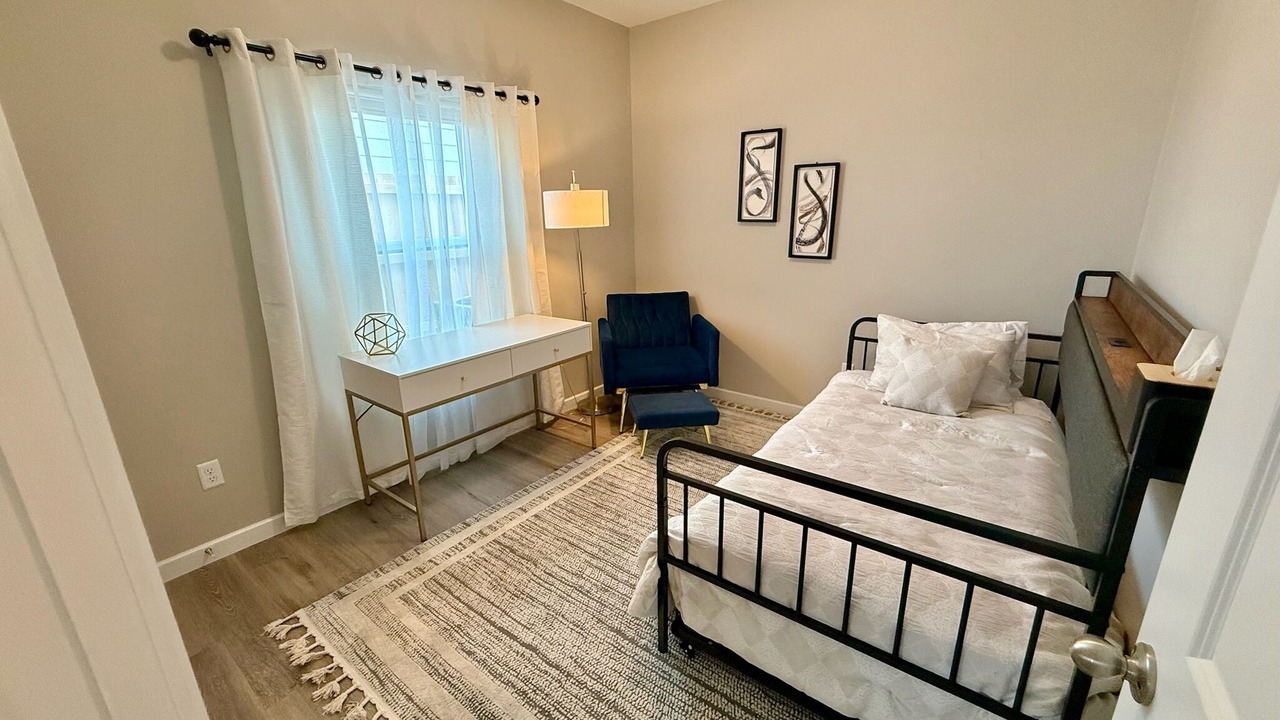 Photo of Bedroom in Valley Center