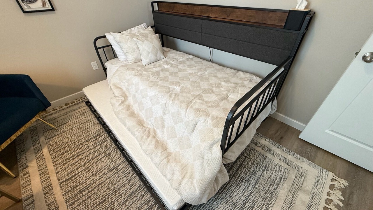 Photo of Bedroom in Valley Center