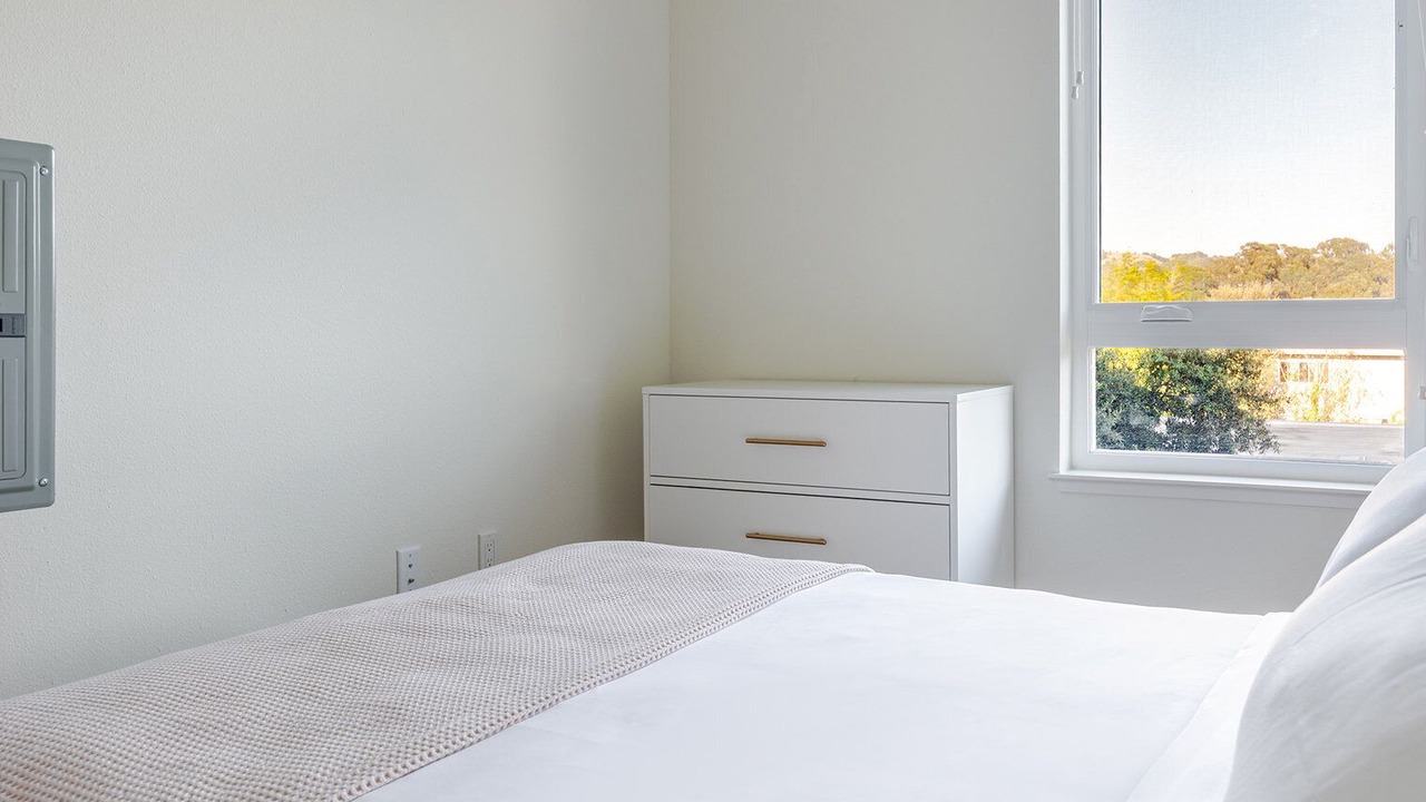Photo of Bedroom in Old San Leandro
