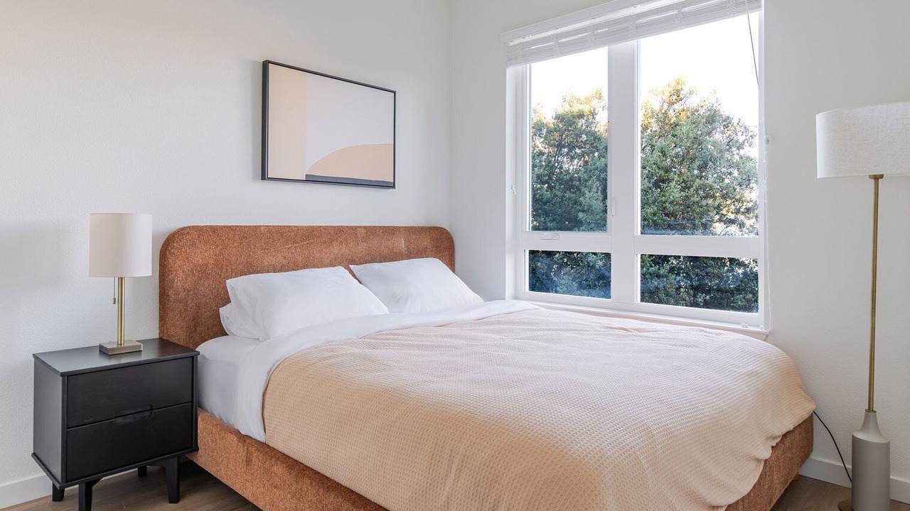 Photo of Bedroom in Old San Leandro