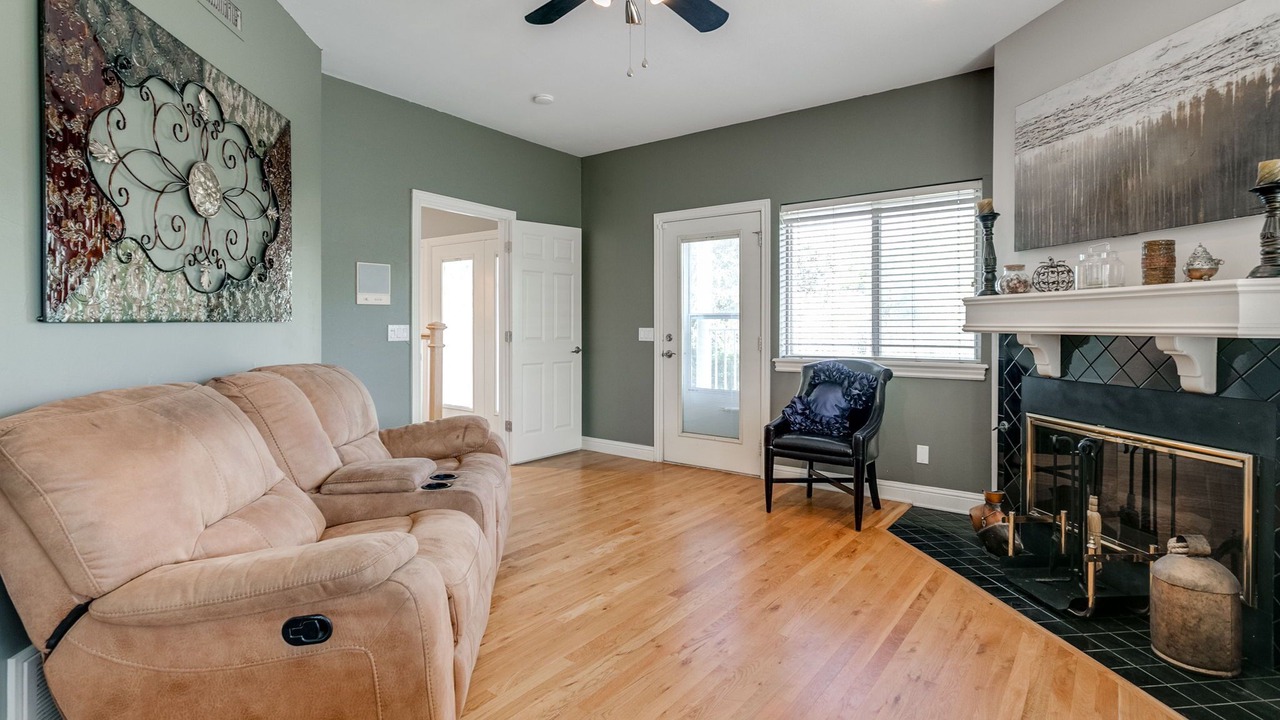 Photo of Livingroom in Central Oklahoma City