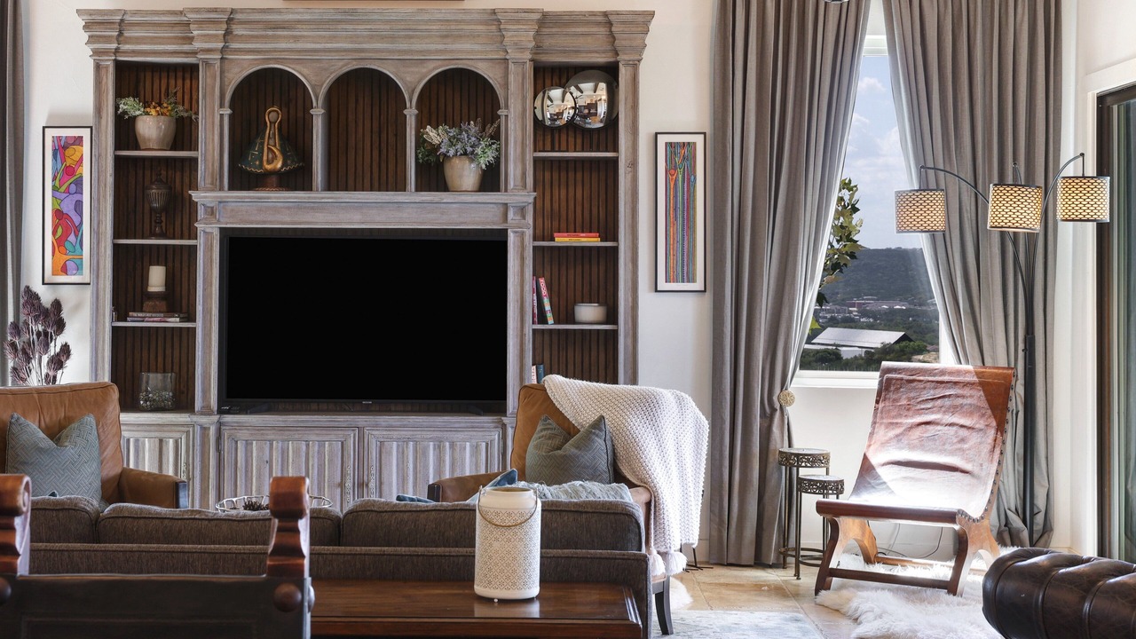 Photo of Livingroom in Forest Crest