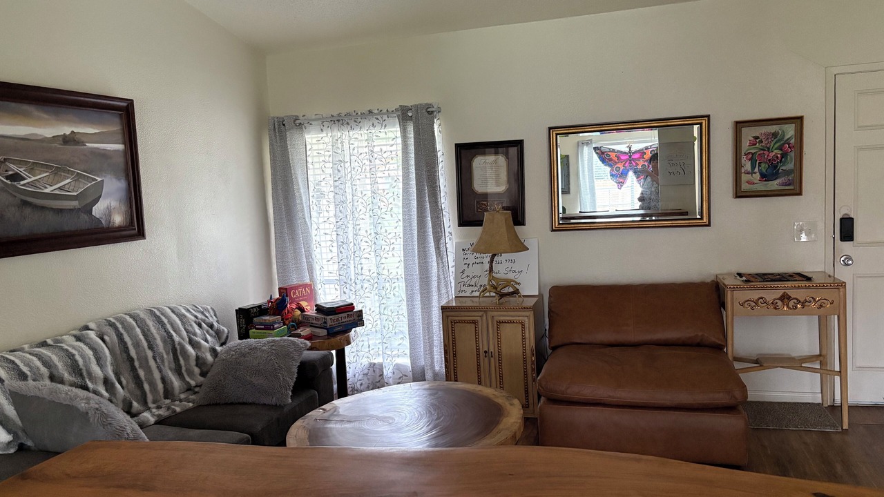 Photo of Livingroom in North San Antonio - SAT