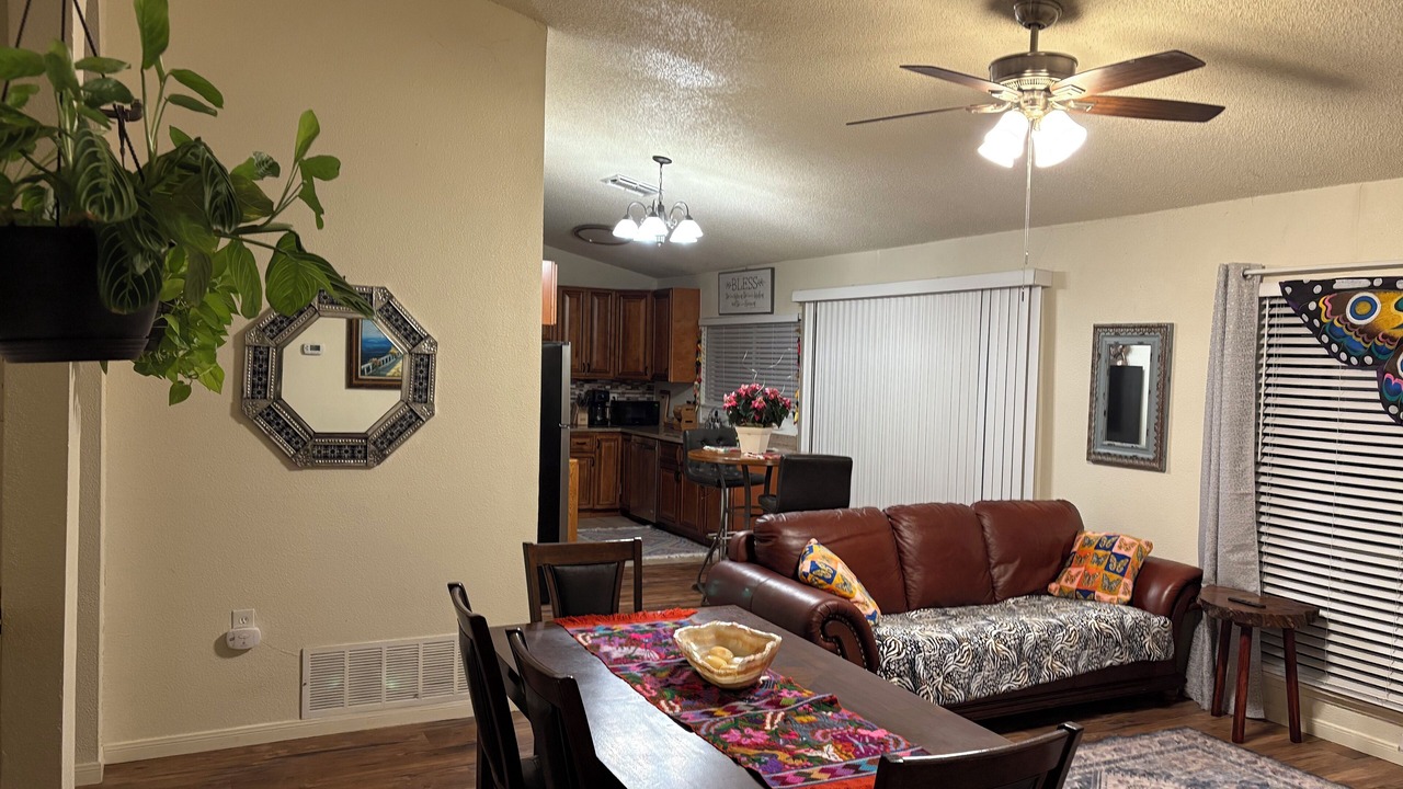 Photo of Livingroom in North San Antonio - SAT