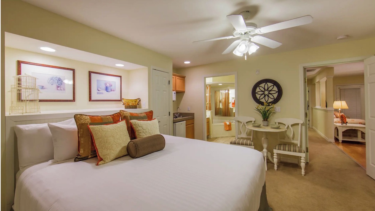 Photo of Bedroom in Branson