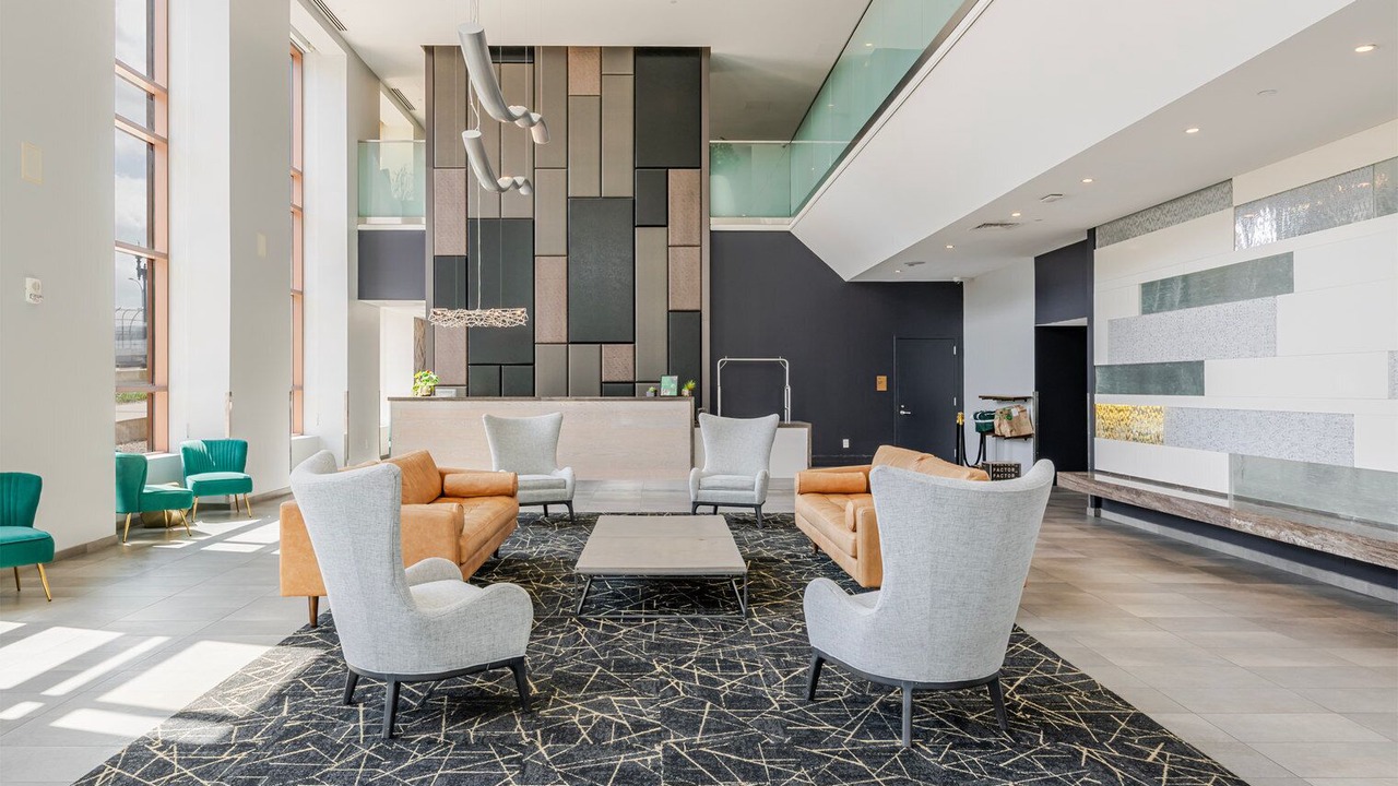 Photo of Others in Downtown Boston