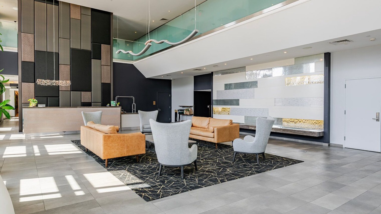 Photo of Others in Downtown Boston