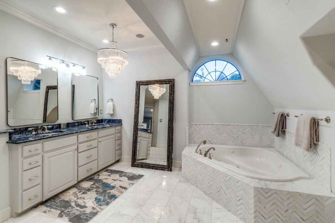 Photo of Bathroom in Greenland Hills