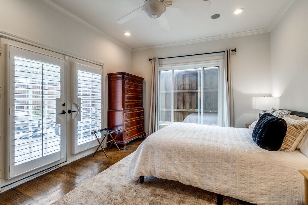 Photo of Bedroom in Greenland Hills