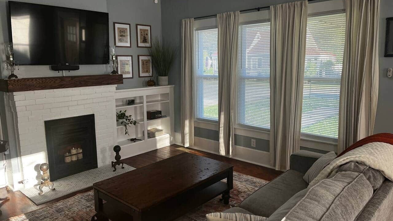 Photo of Livingroom in Bruceton