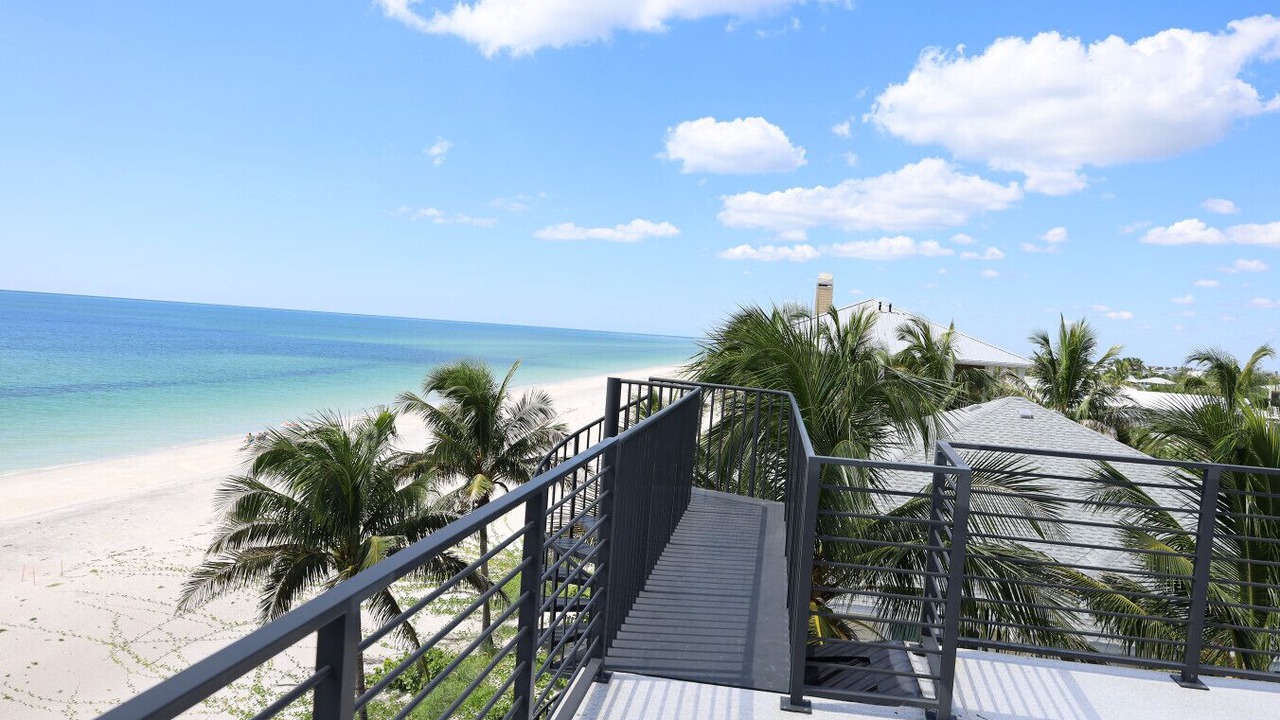 Photo of Outdoor in Palm Island
