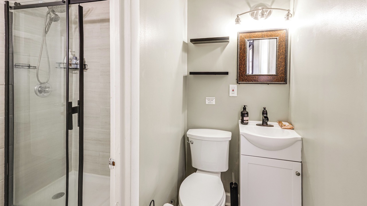 Photo of Bathroom in Mount Vernon