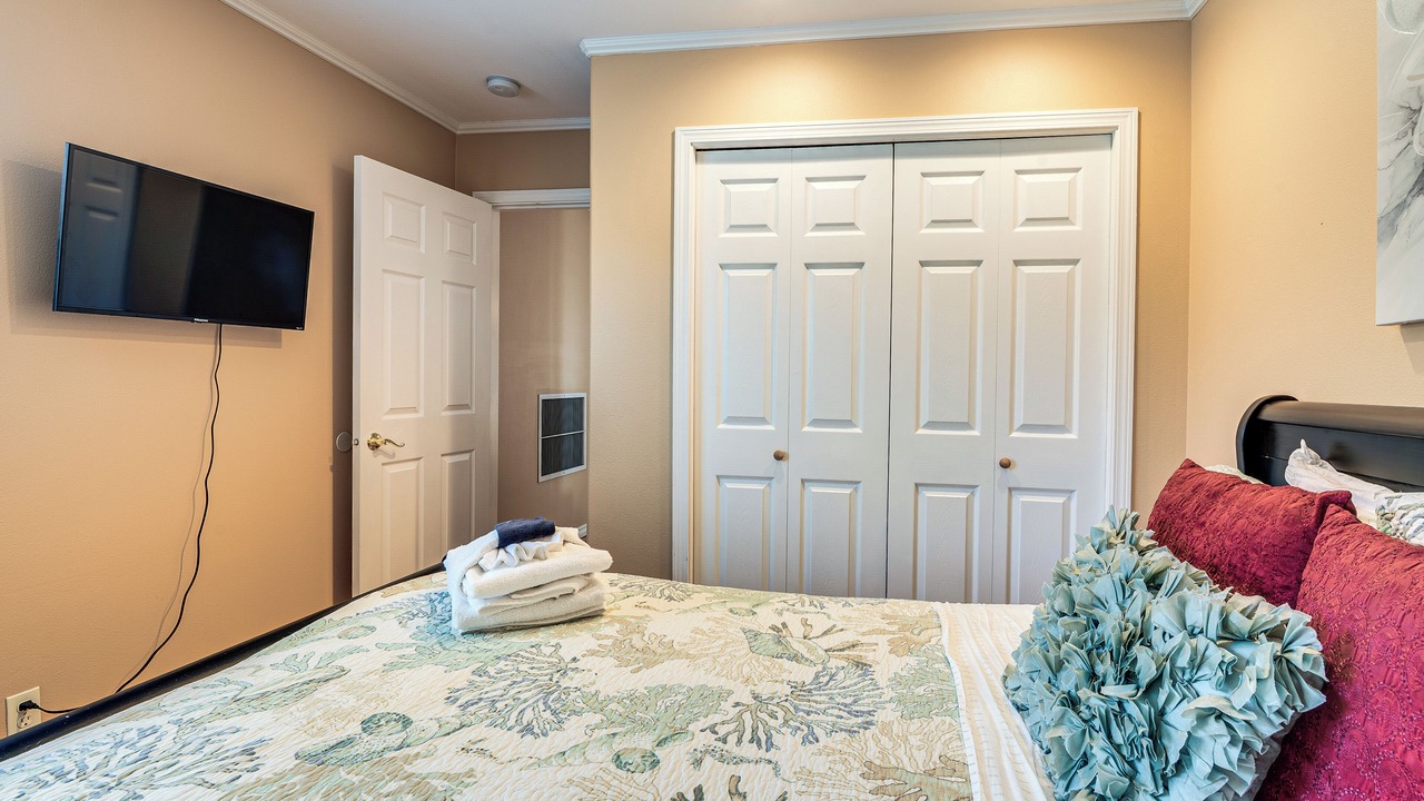 Photo of Bedroom in Copalis Beach