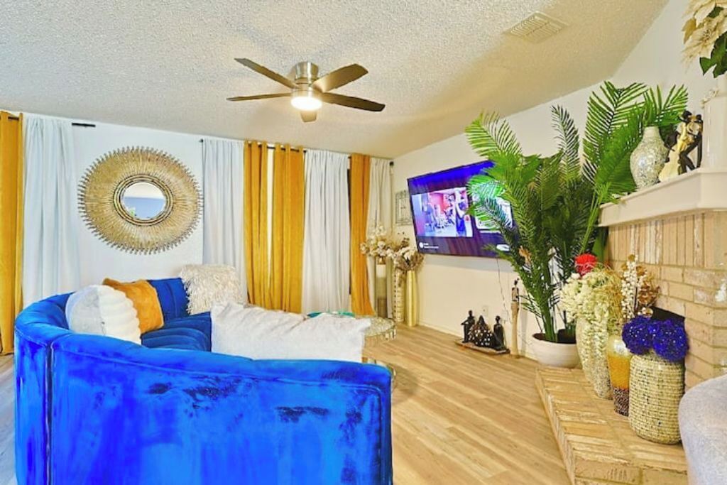 Photo of Livingroom in Fort Worth