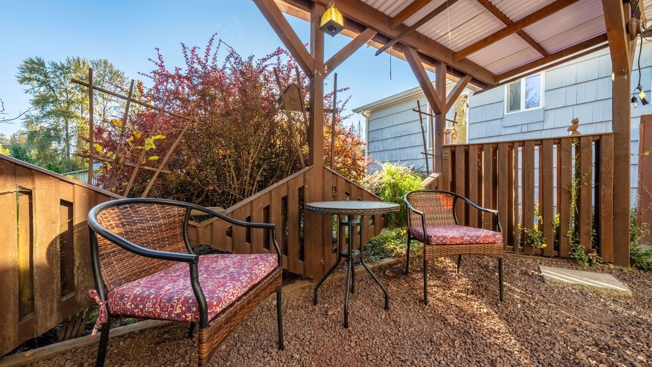 Photo of Patio Balcony in West Lake Stevens