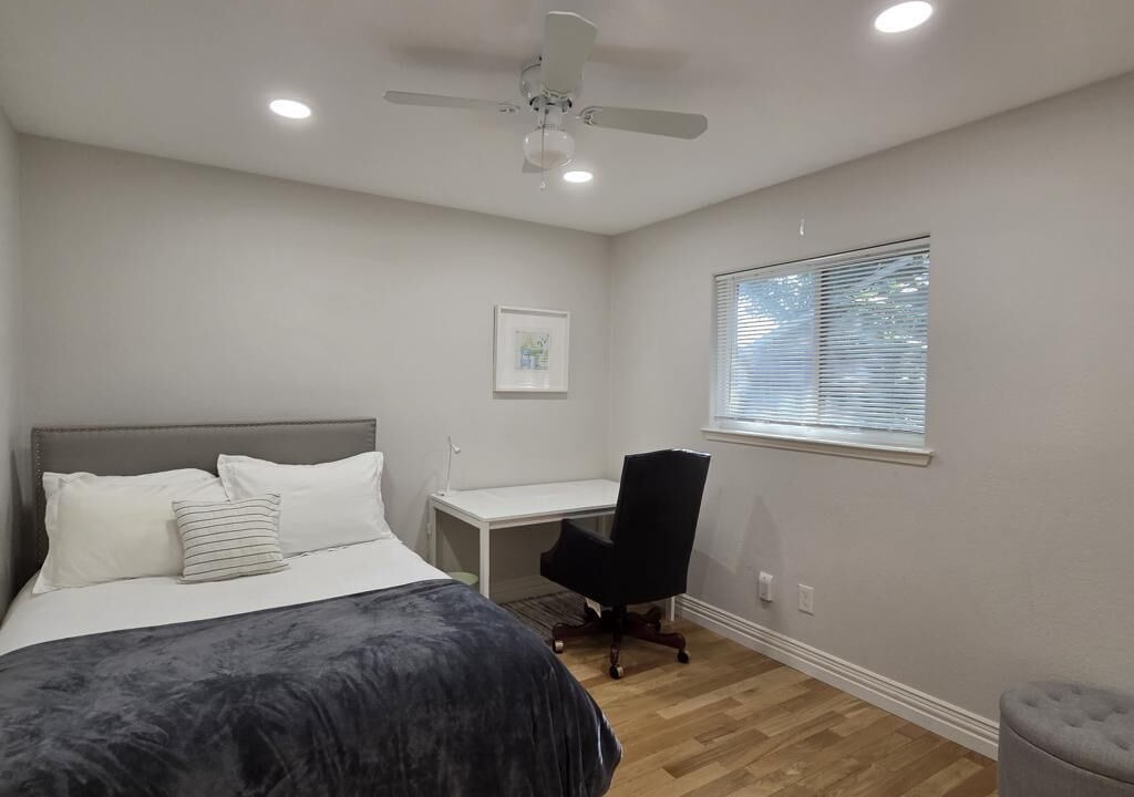 Photo of Bedroom in Far North Dallas
