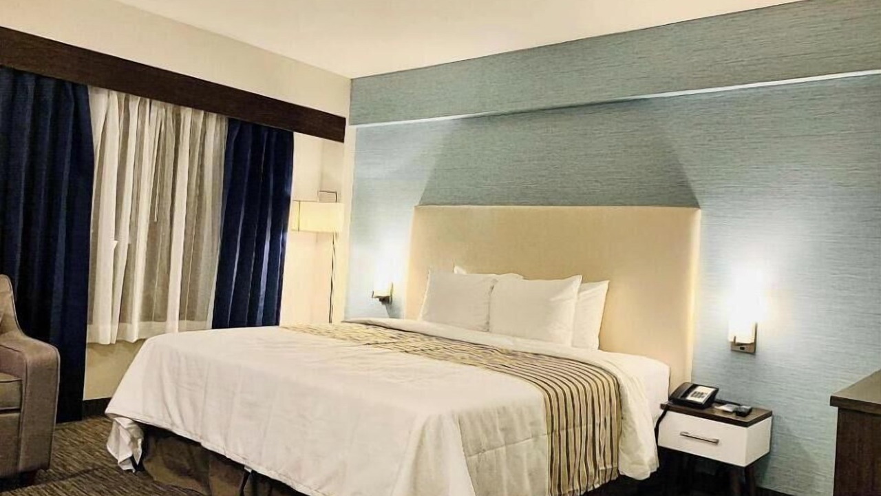Photo of Bedroom in Northeast Mississauga