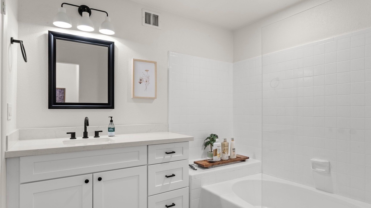 Photo of Bathroom in Glendale