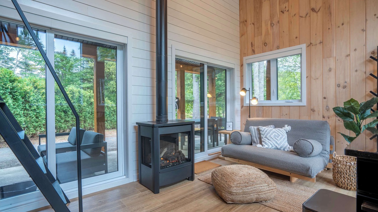 Photo of Livingroom in Saint-Alexis-des-Monts