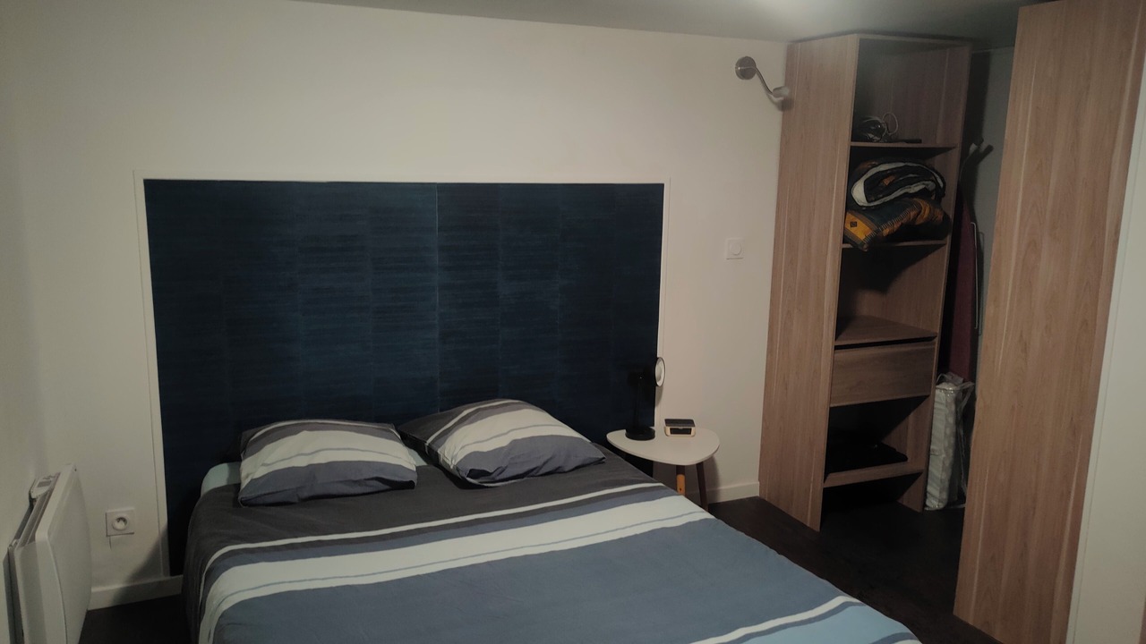 Photo of Bedroom in Bas de Venoix