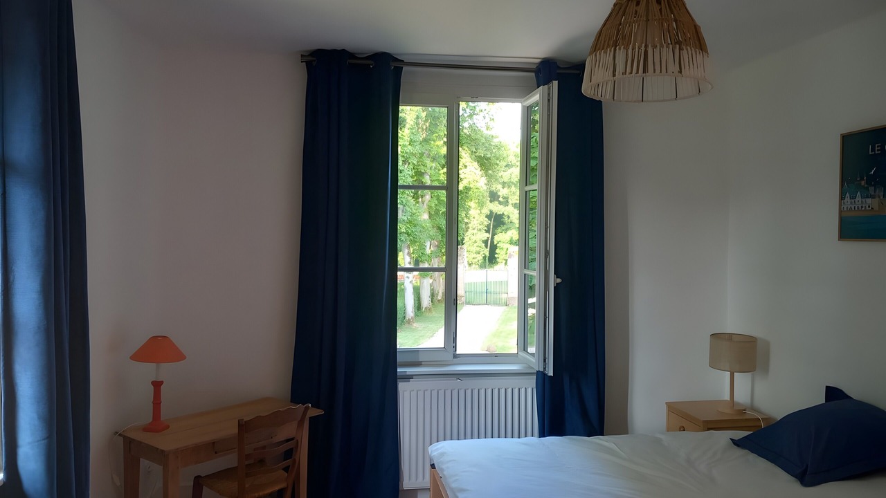 Photo of Bedroom in Domqueur