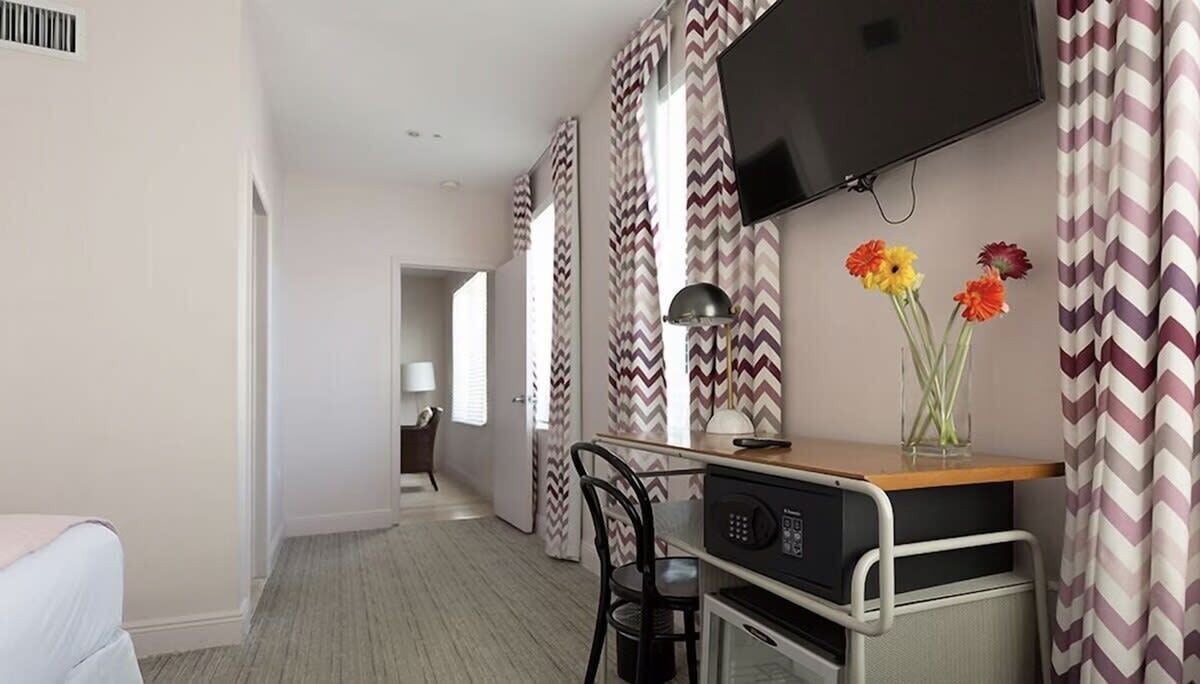 Photo of Bedroom in Flamingo/Lummus