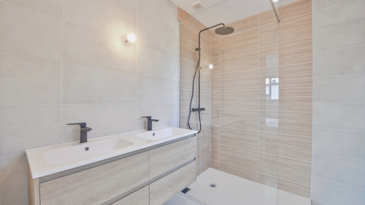 Photo of Bathroom in Plouguerneau