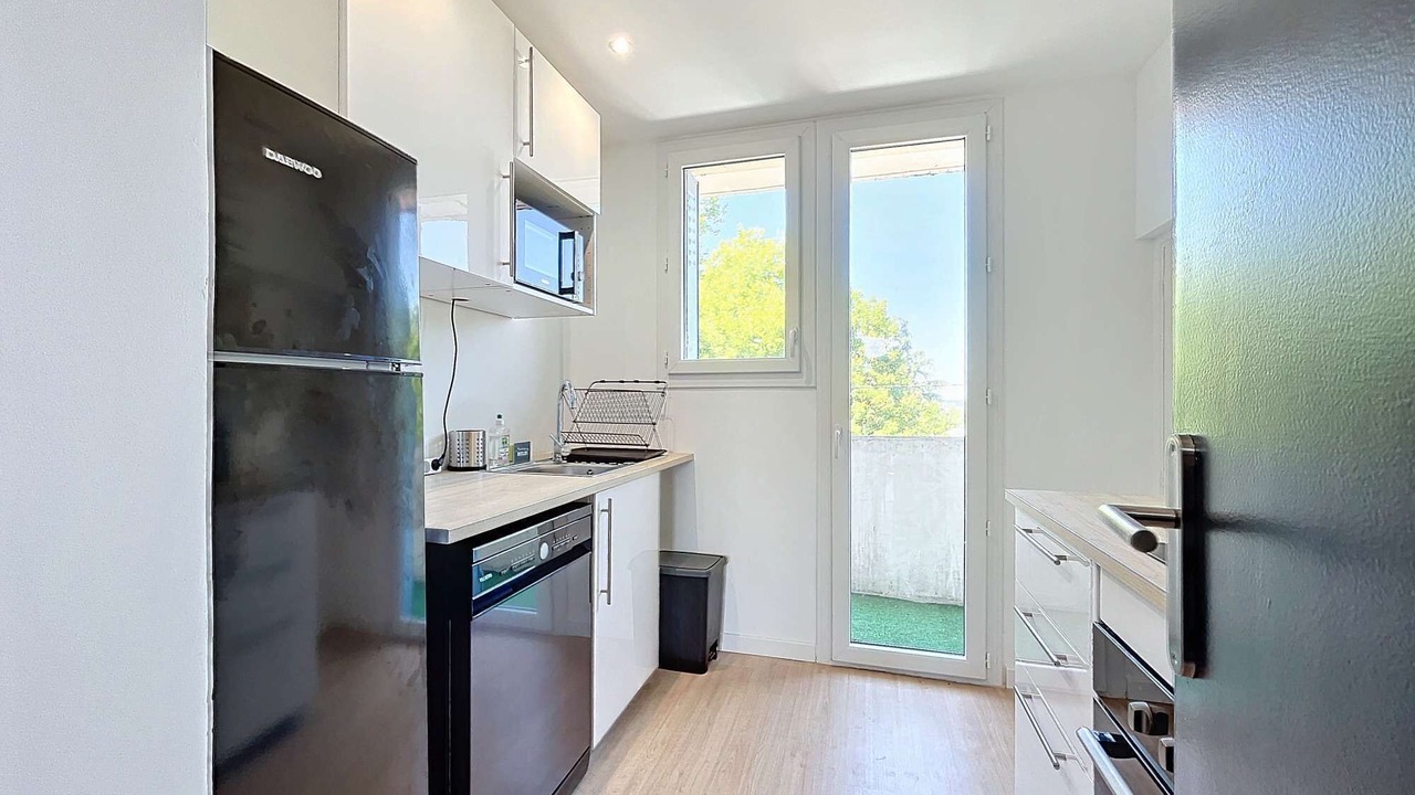Photo of Kitchen in Jolimont-Soupetard-Bonhoure
